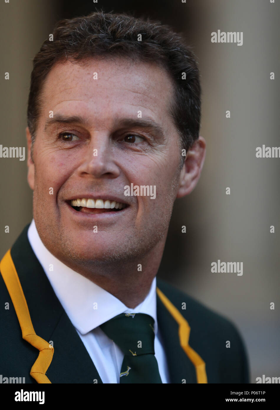 Johannesburg, Südafrika. 8. Juni 2018. Rassie Erasmus (Haupttrainer) von Südafrika während der Südafrikanische Springböcke team Foto, Tsogo Sun Montecasino Hotel Johannesburg Credit: Aktion plus Sport/Alamy leben Nachrichten Stockfoto