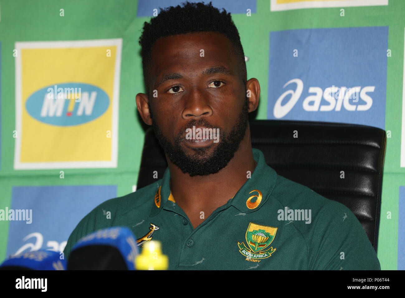 Johannesburg, Südafrika. 8. Juni 2018. Siya Kolisi (Kapitän) von Südafrika während des Südafrikanischen - Springbok Captain's Media Briefing, Tsogo Sun Montecasino Hotel Johannesburg Credit: Aktion plus Sport/Alamy leben Nachrichten Stockfoto