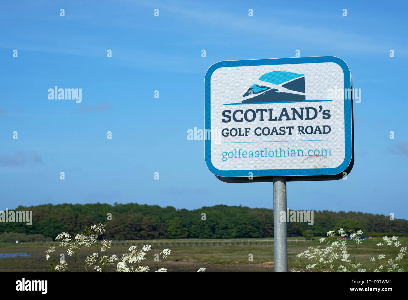 In SCHOTTLAND GOLF Coast Road, East Lothian, Schottland, ZEICHEN Stockfoto