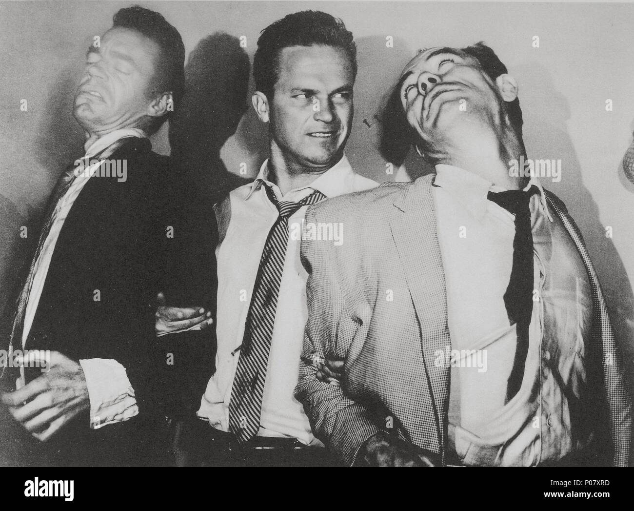 Original Film Titel Kuss Mich Todlich Englischer Titel Mickey Spillane Kuss Mich Todlich Regisseur Robert Aldrich Jahr 1955 Stars Jack Elam Ralph Meeker Jack Lambert Quelle United Artists Album Stockfotografie Alamy