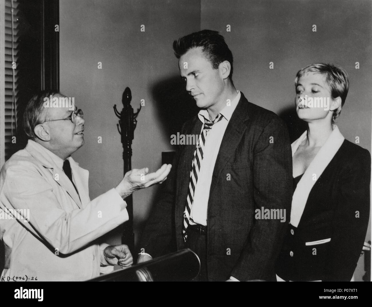 Kuss Mich Todlich 1955 Ralph Mekker Stockfotos Und Bilder Kaufen Alamy