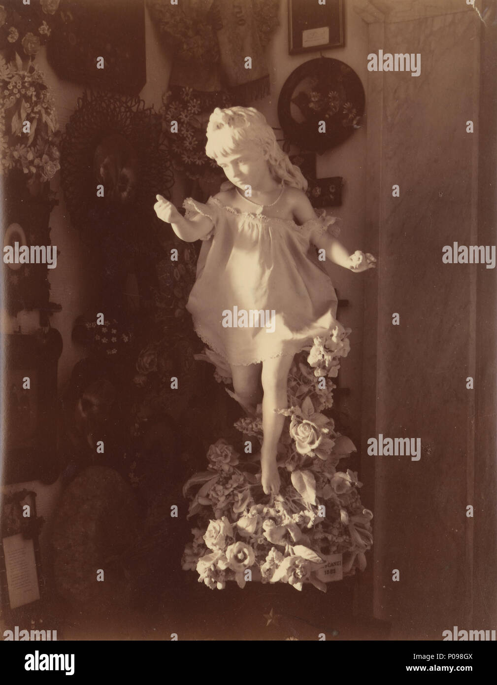 . [Statue eines kleinen Mädchens]. Über 1873 279 Alfredo Noack (Italienisch, geboren Deutschland - (Statue von einem kleinen Mädchen) - Google Kunst Projekt Stockfoto