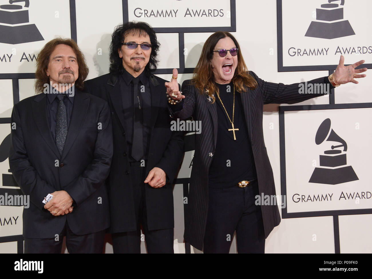 Black Sabbath Tony Iommi Ozzy Osbourne Und Geezer Butler 186 Anreisen Auf Der 56 Jahrlichen Grammy Get recommendations for new music to listen to, stream or own. alamy