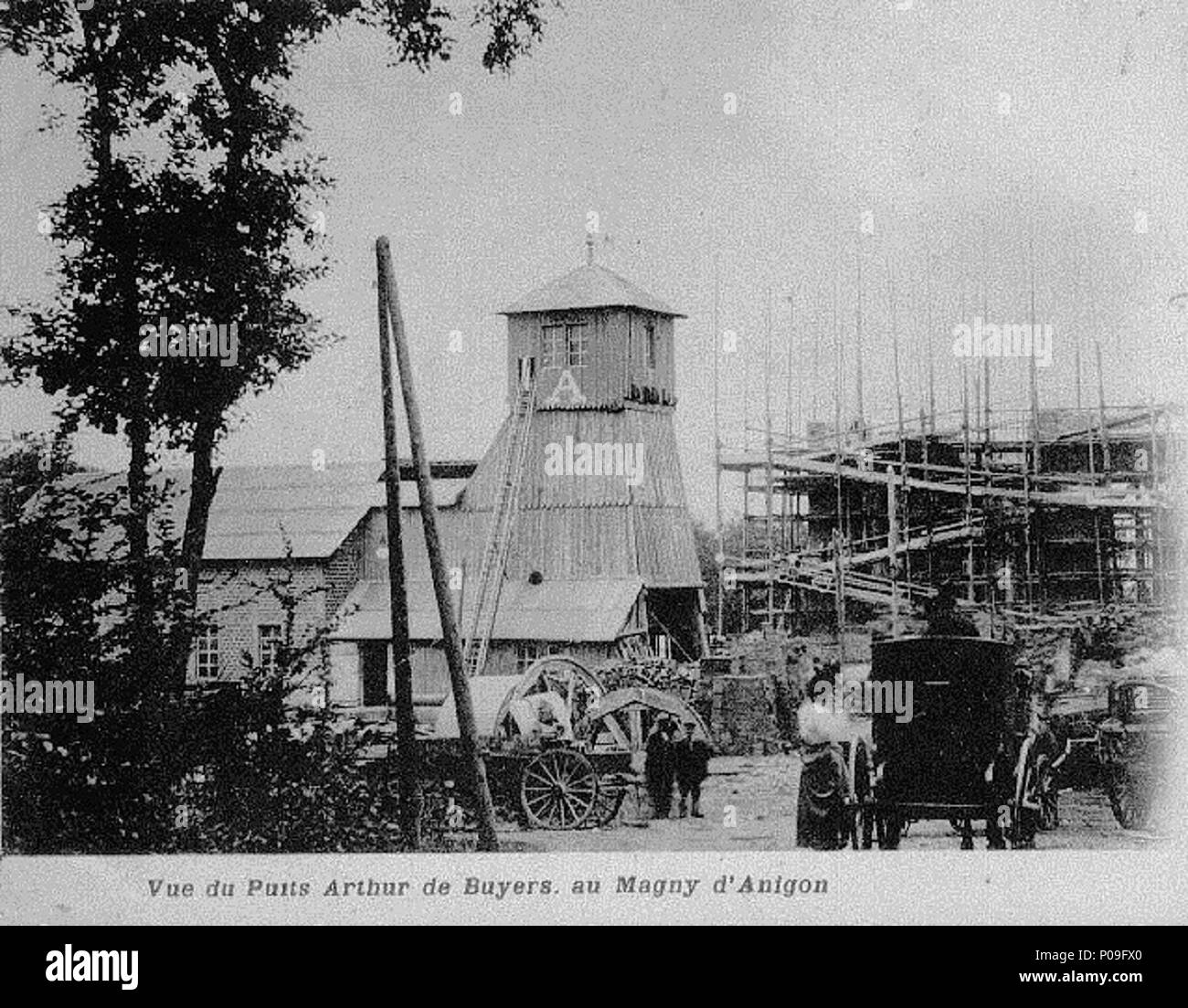 34 Fonçage-Puits Arthur-de-Käufer Stockfoto