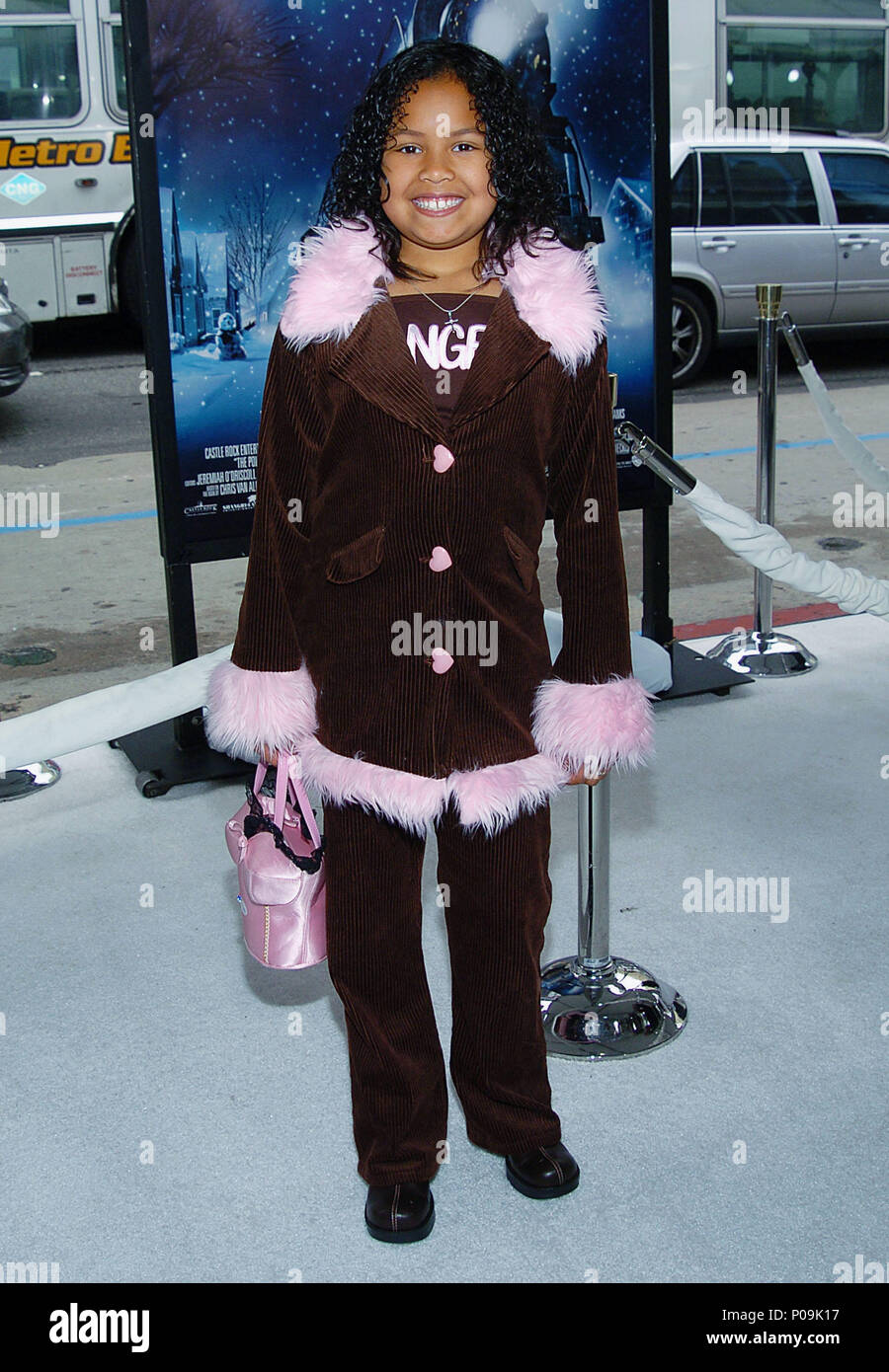 Chantel Valdiviesi Ankunft auf dem Polar Express Premiere auf dem Grauman Chinese Theatre in Los Angeles. 11.07.2004. ValdiviesoChantel019 Red Carpet Event, Vertikal, USA, Filmindustrie, Prominente, Fotografie, Bestof, Kunst, Kultur und Unterhaltung, Topix Prominente Fashion/Vertikal, Besten, Event in Hollywood Leben - Kalifornien, Roter Teppich und backstage, USA, Film, Stars, Film Stars, TV Stars, Musik, Promis, Fotografie, Bestof, Kunst, Kultur und Unterhaltung, Topix, vertikal, eine Person aus dem Jahr 2004, Anfrage tsuni@Gamma-USA.com Mode - Fu Stockfoto