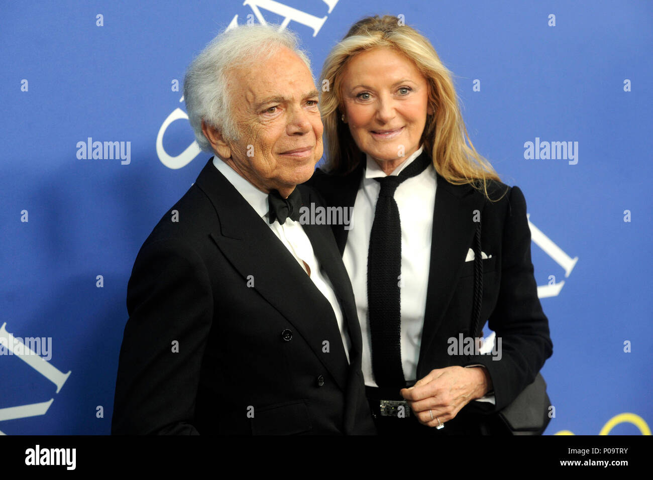 Ralph Lauren und seine Frau Ricky Lauren besuchen Ralph Lauren Collection Show und privates Dinner im Les Beaux Arts in Paris Frankreich am 8. Oktober 2013. Foto von Nicolas Briquet ABACAPRESS.COM Sto...