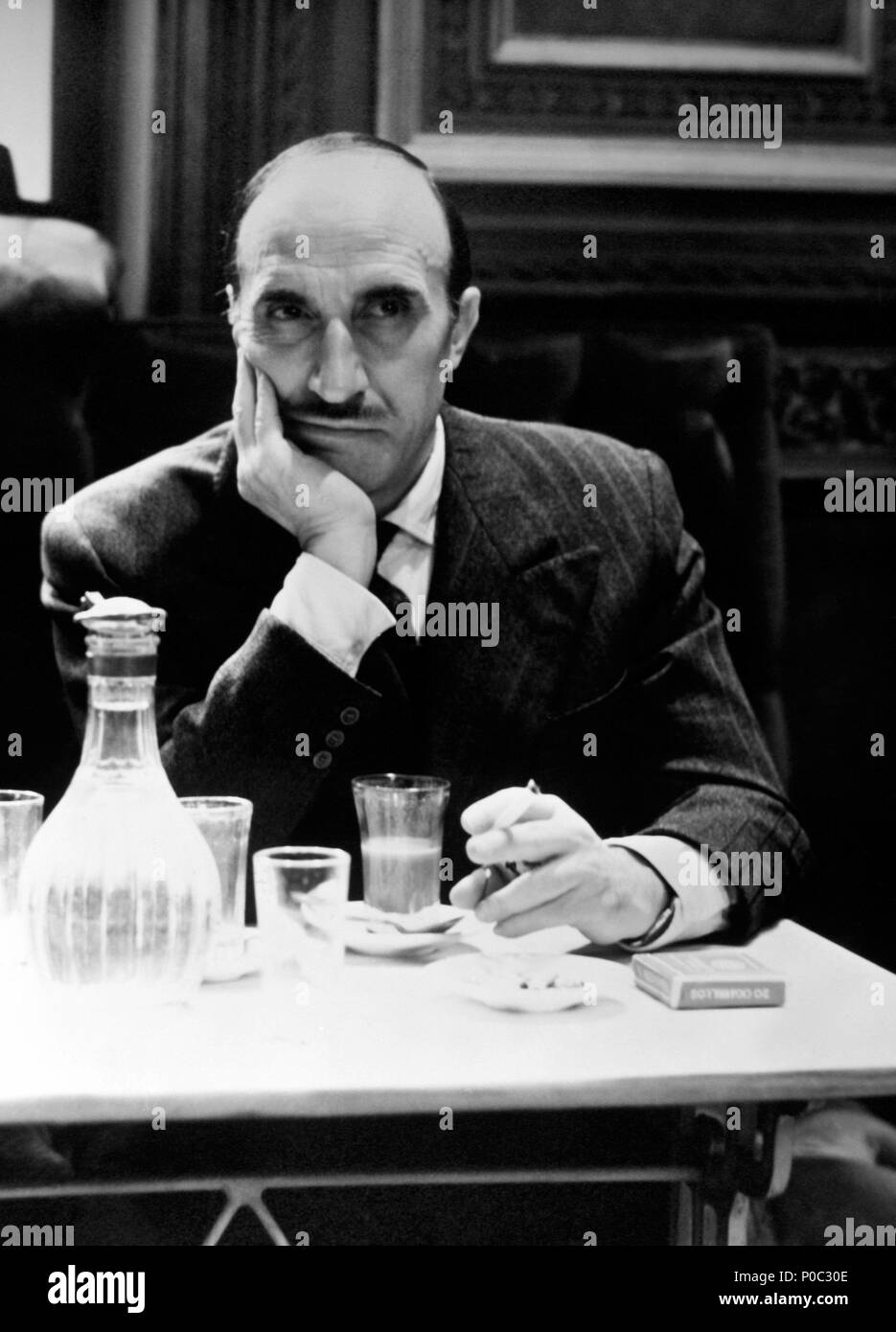 Original Film Titel: COLMENAS, LA. Englischer Titel: den Bienenstock. Regisseur: MARIO CAMUS. Jahr: 1982. Stars: JOSE AZA'SAZATORNIL. Credit: AGATA FILME/Album Stockfoto