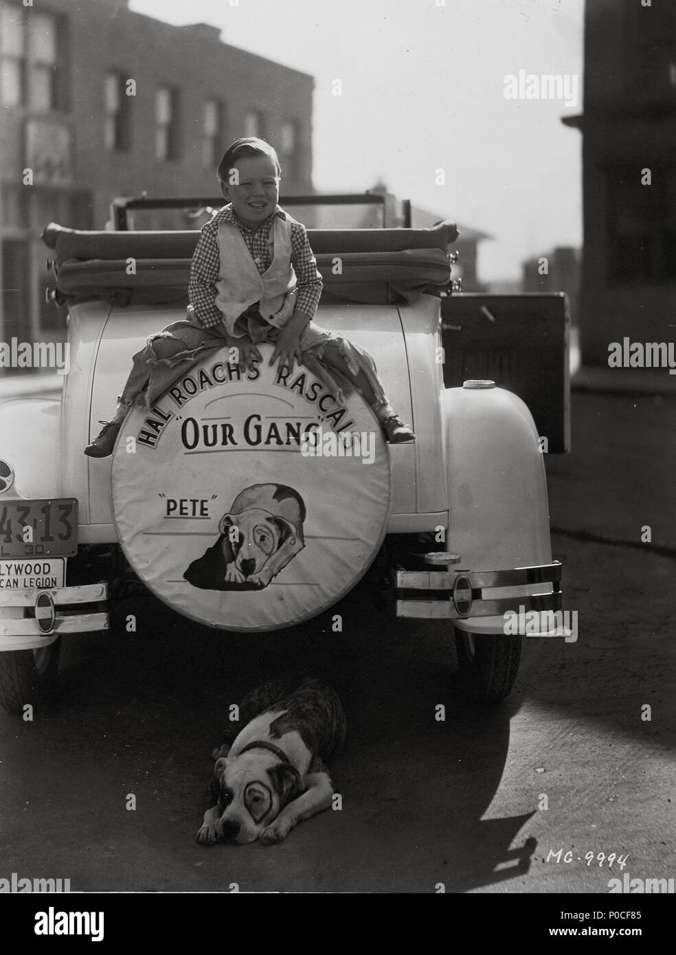 Original Film Titel: unsere Bande. Englischer Titel: unsere Bande. Regisseur: Robert F. MCGOWAN. Jahr: 1922. Stars: BOBBY "WHEEZER" HUTCHINS. Credit: HAL ROACH/Album Stockfoto