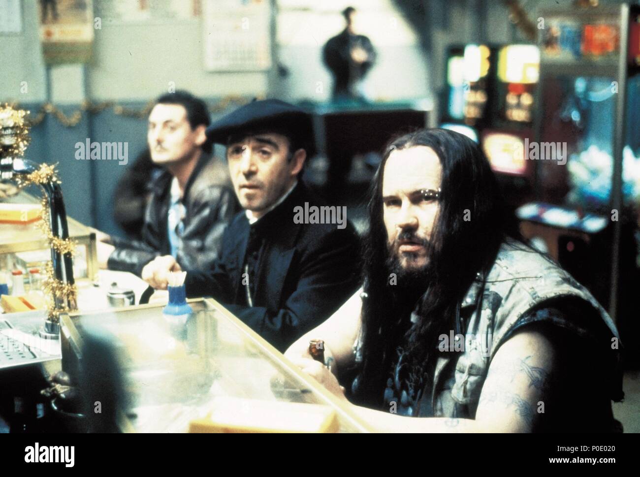 Original Film Titel: EL DIA DE LA BESTIA. Englischer Titel: DER TAG DES TIERES. Regisseur: ALEX DE LA IGLESIA. Jahr: 1995. Stars: ALEX ANGULO und Santiago Segura. Credit: SOGETEL / Album Stockfoto