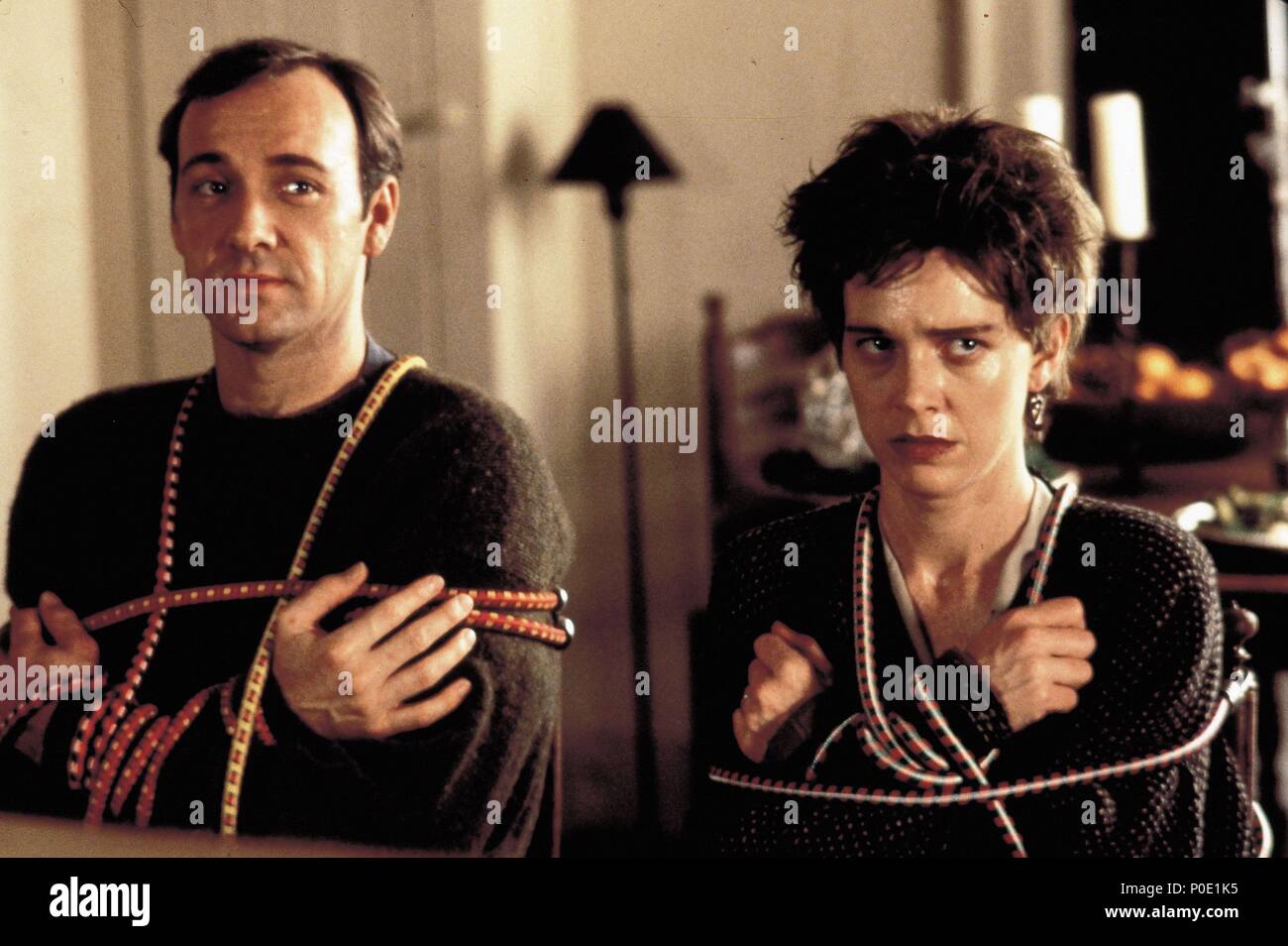 Original Film Titel: REF. Englischer Titel: feindlichen Geiseln. Regisseur: TED DEMME. Jahr: 1994. Stars: Judy Davis, Kevin Spacey. Credit: TOUCHSTONE PICTURES/ROWAND, JACK/Album Stockfoto