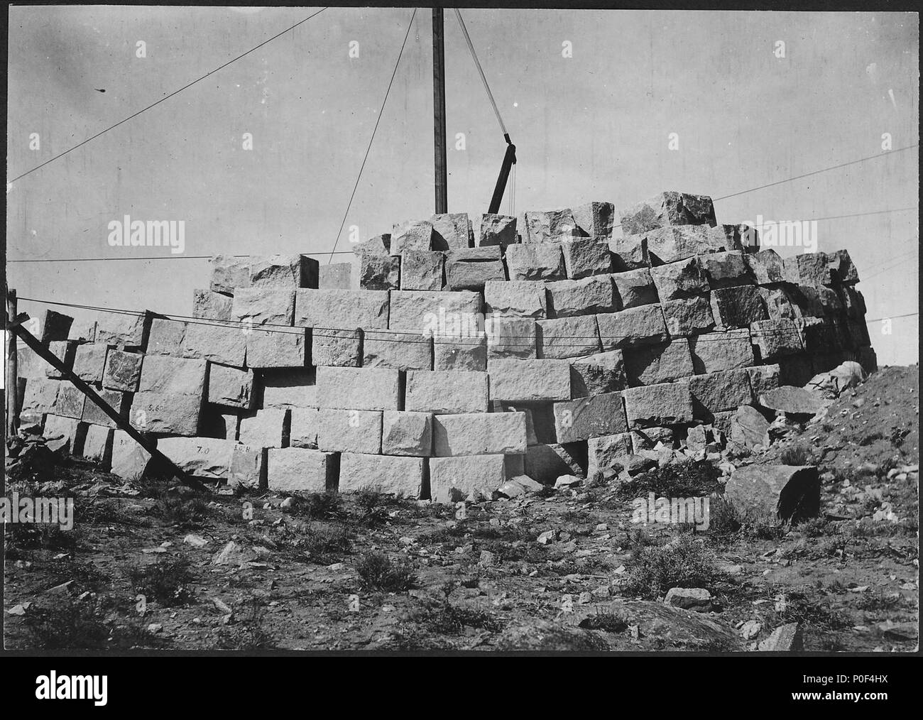 Fuß im gesicht -Fotos und -Bildmaterial in hoher Auflösung – Alamy