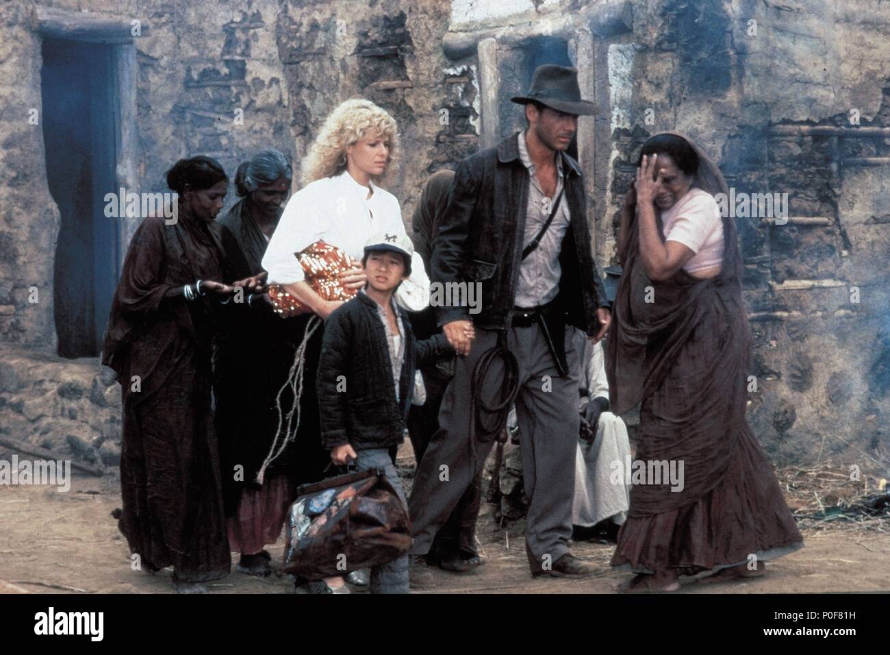 Original Film Titel: INDIANA JONES UND DER TEMPEL DES TODES. Englischer Titel: INDIANA JONES UND DER TEMPEL DES TODES. Regisseur: Steven Spielberg. Jahr: 1984. Stars: Harrison Ford, Kate Capshaw, KE Huy Quan. Credit: Lucasfilm LTD./PARAMOUNT/Album Stockfoto