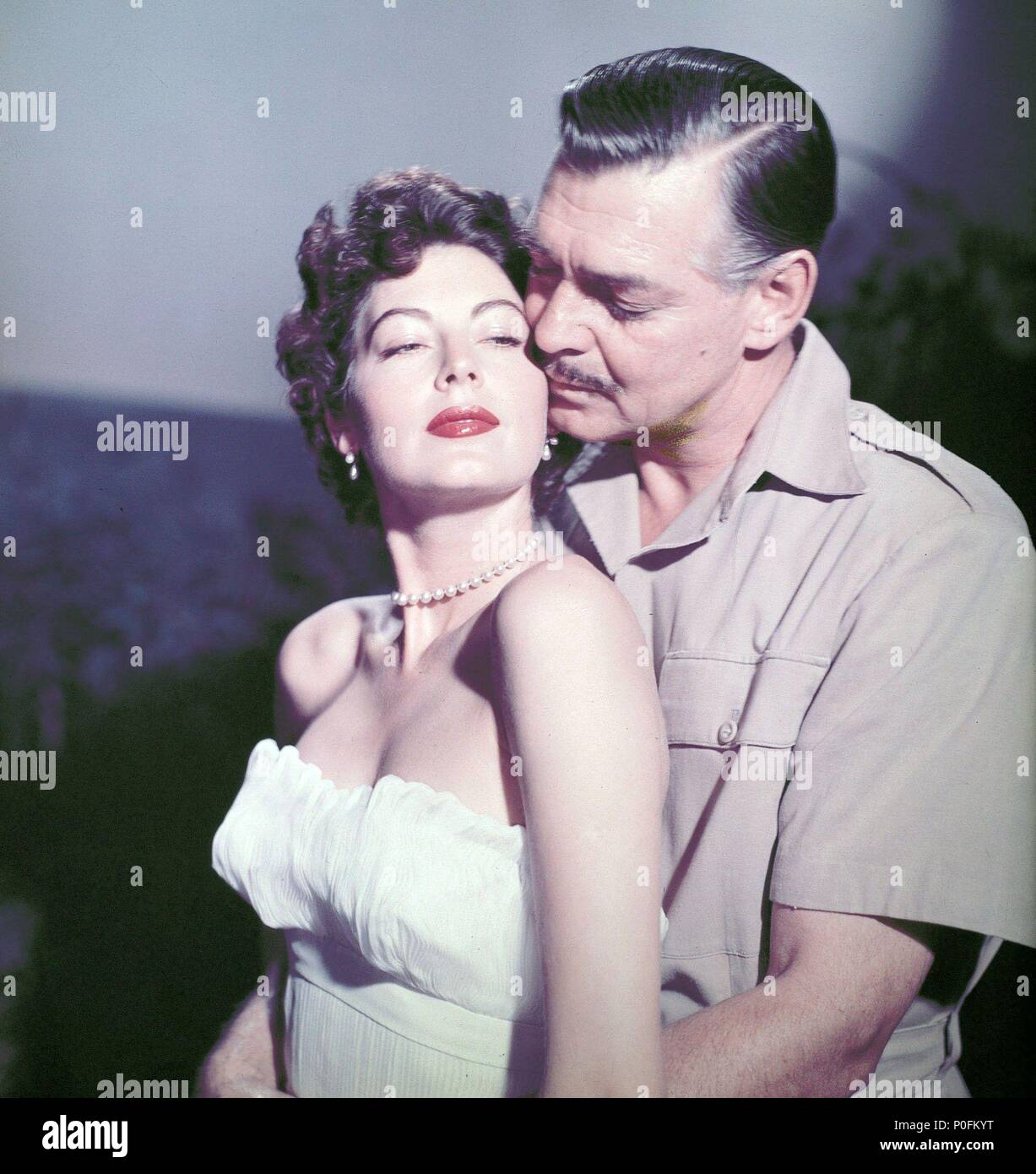 Original Film Titel: MOGAMBO. Englischer Titel: MOGAMBO. Regisseur: John Ford. Jahr: 1953. Stars: Clark Gable, Ava Gardner. Credit: M.G.M/Album Stockfoto