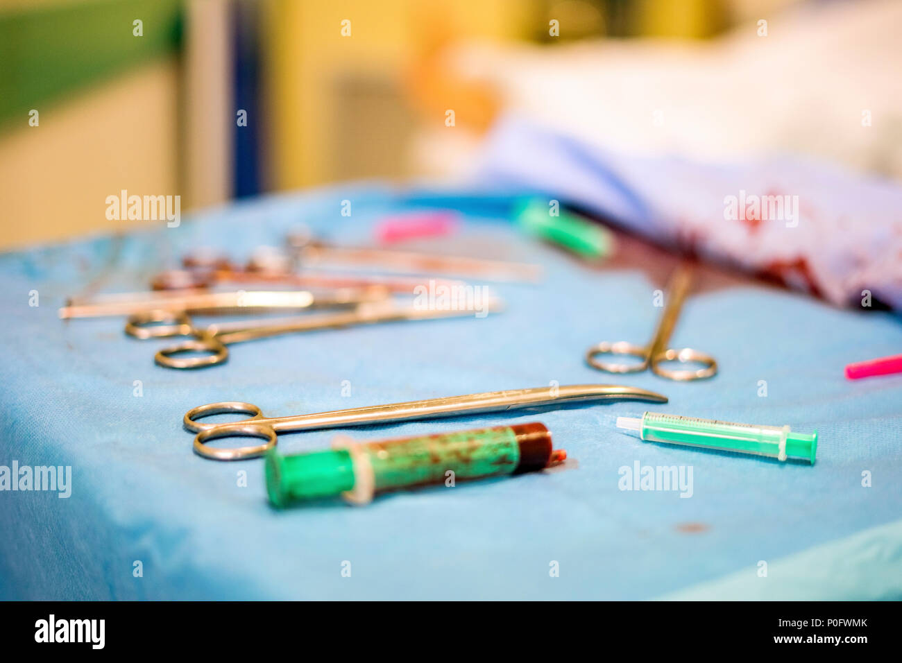 Silver Frauenarzt Werkzeuge während der Geburt im Krankenhaus verwendet werden Stockfoto