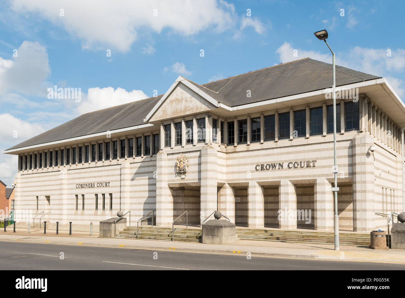 Crown Court und Untersuchungsrichter-gericht Gebäude, Doncaster, South Yorkshire, England, Großbritannien Stockfoto