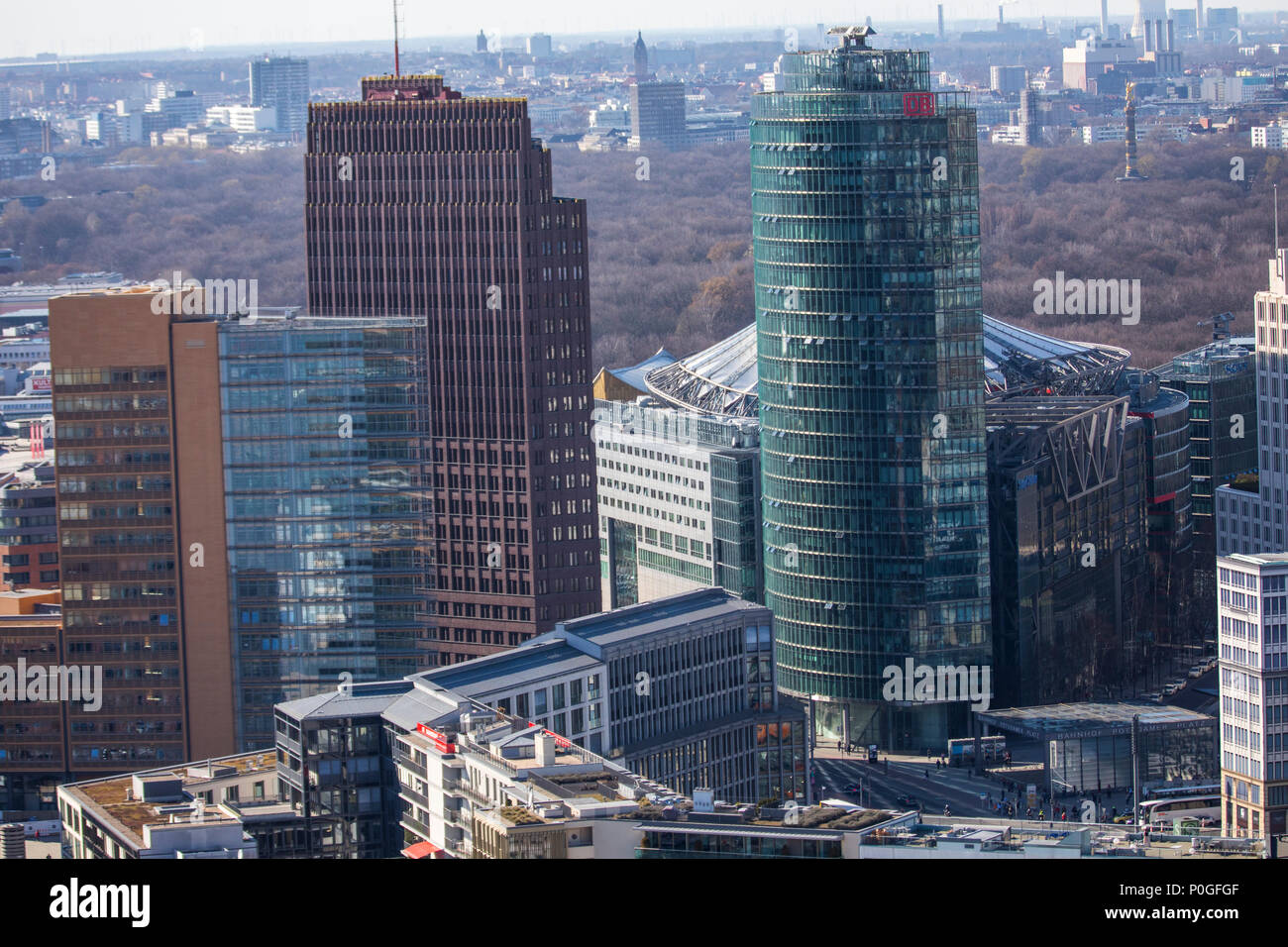 Berlin, Potsdamer Platz, Deutsche Bahnzentrale, Sony Center, Tiergarten, Deutschland Stockfoto