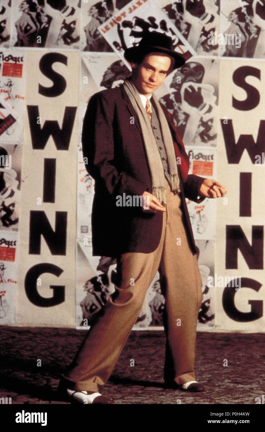 Hollywood swing -Fotos und -Bildmaterial in hoher Auflösung – Alamy