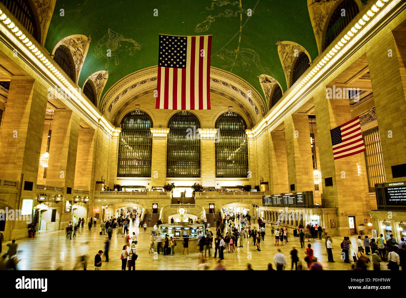 Besetzt die Pendler in der New Yorker Grand Central Station. USA. Stockfoto