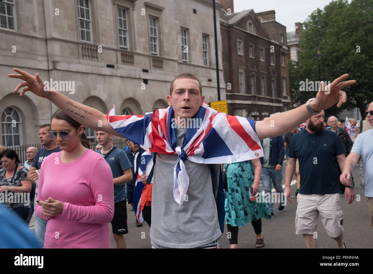 London, UK, 9. Juni 2018. Tausende weit - rechte Protest für Tommy Robinson # FreeTommy im Whitehall, 9. Juni 2018, London, UK. Credit: Siehe Li/Alamy leben Nachrichten Stockfoto