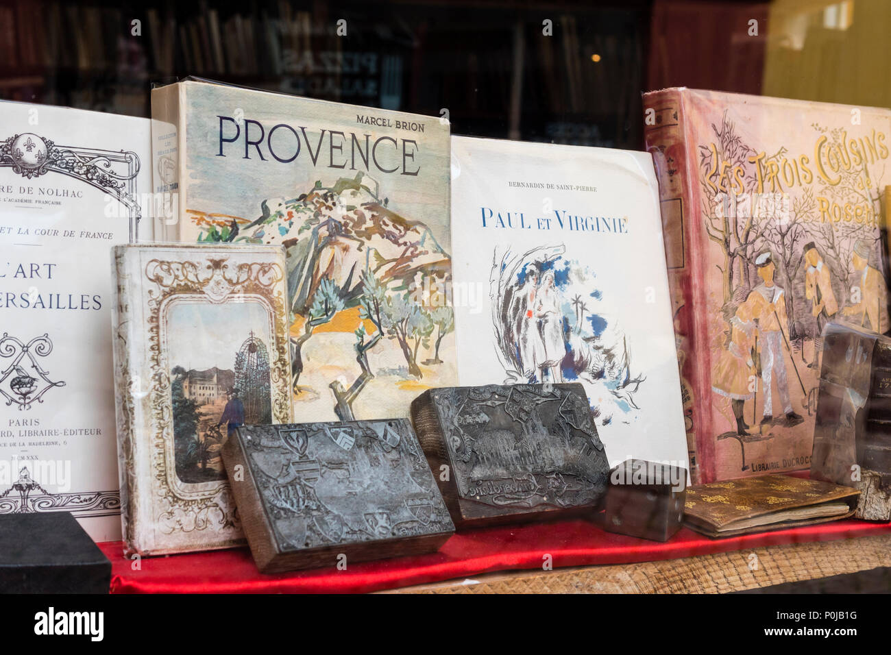 Altes Buch Shop Le Puy-en-Velay Haute-Loire Auvergne-Rh ône-Alpes Frankreich Stockfoto