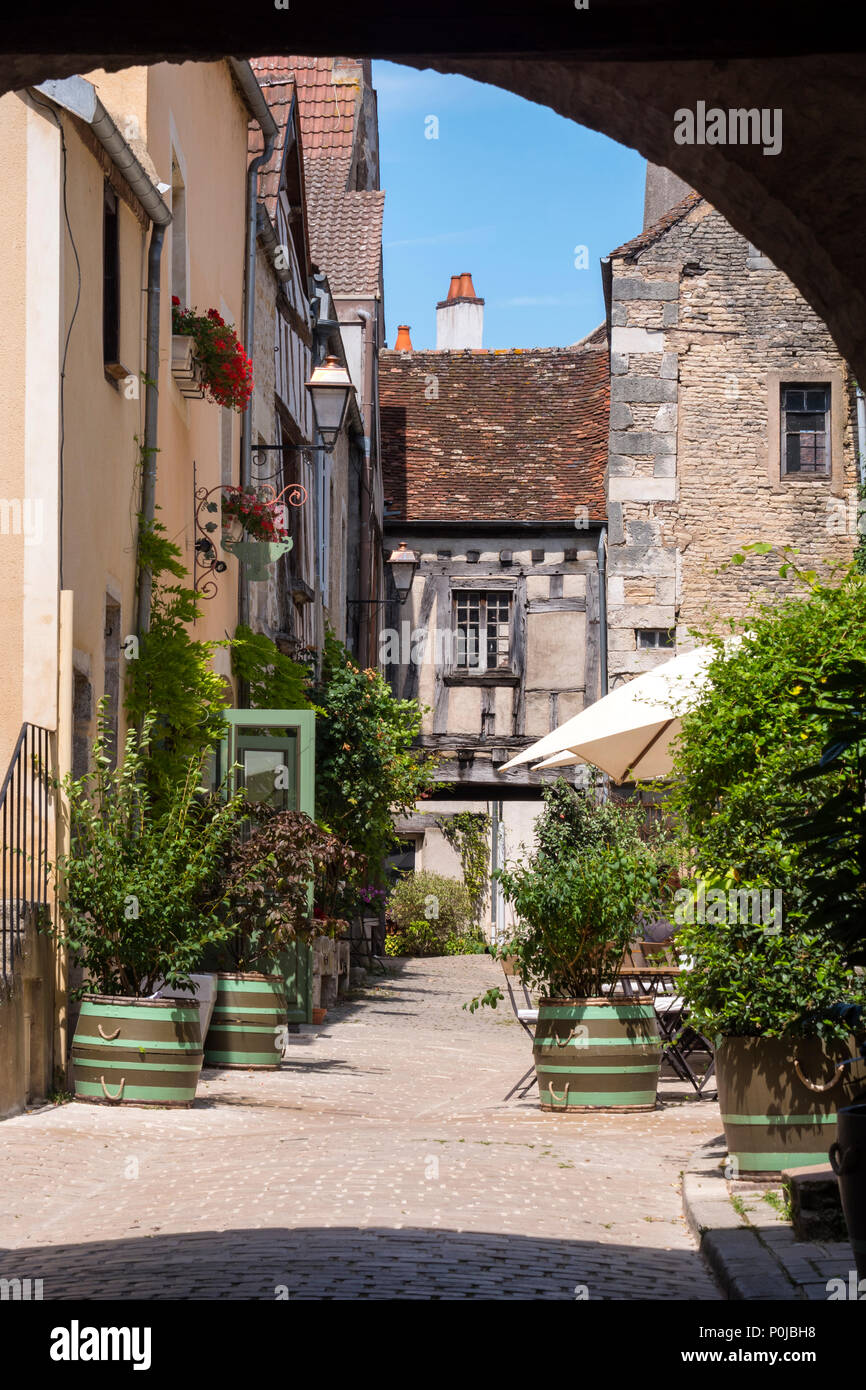 Noyers-sur-Serein Yonne Bourgogne-Franche-Comte Frankreich Stockfoto