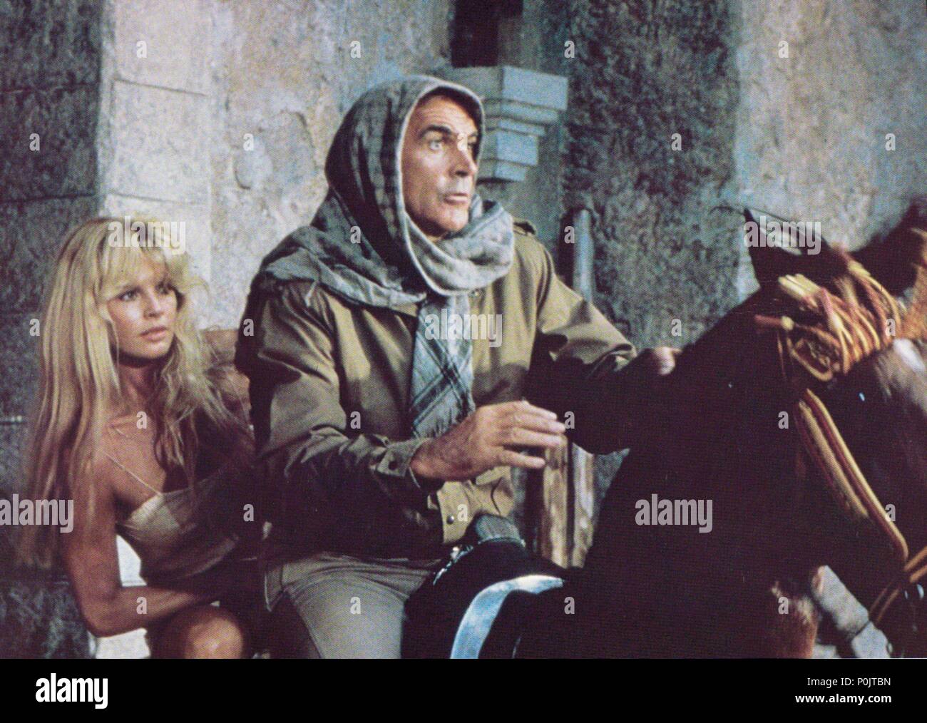 Kim Basinger Never Say Never Again Stockfotos und bilder Kaufen Alamy Kim Basinger Never Say Never Again Stockfotos und bilder Kaufen Alamy