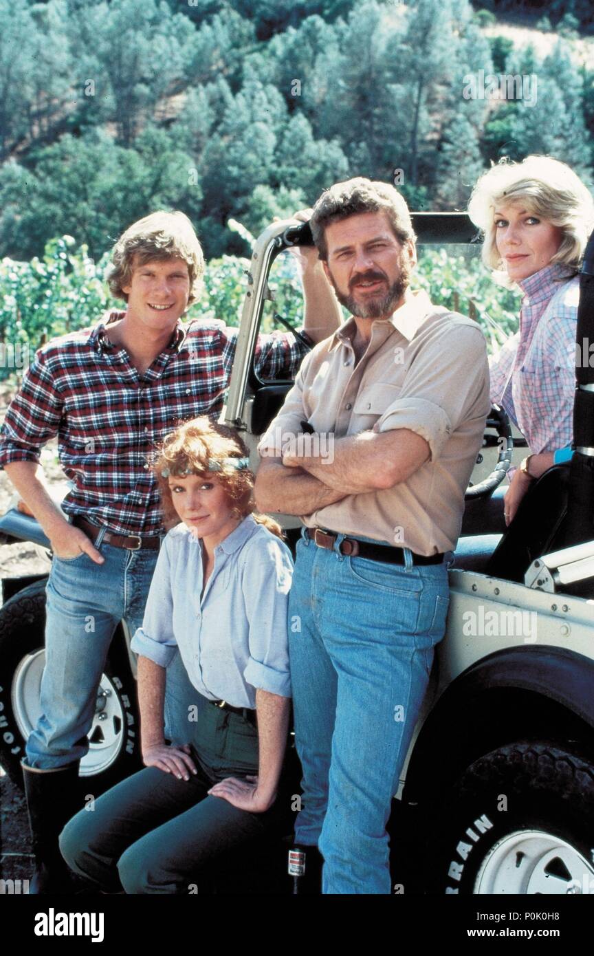 Original Film Titel: FALCON CREST-TV. Englischer Titel: FALCON CREST-TV. Jahr: 1981. Stars: SUSAN SULLIVAN; ROBERT FOXWORTH; William R. MOSE; JAMIE ROSE. Credit: LORIMAR TV/Album Stockfoto