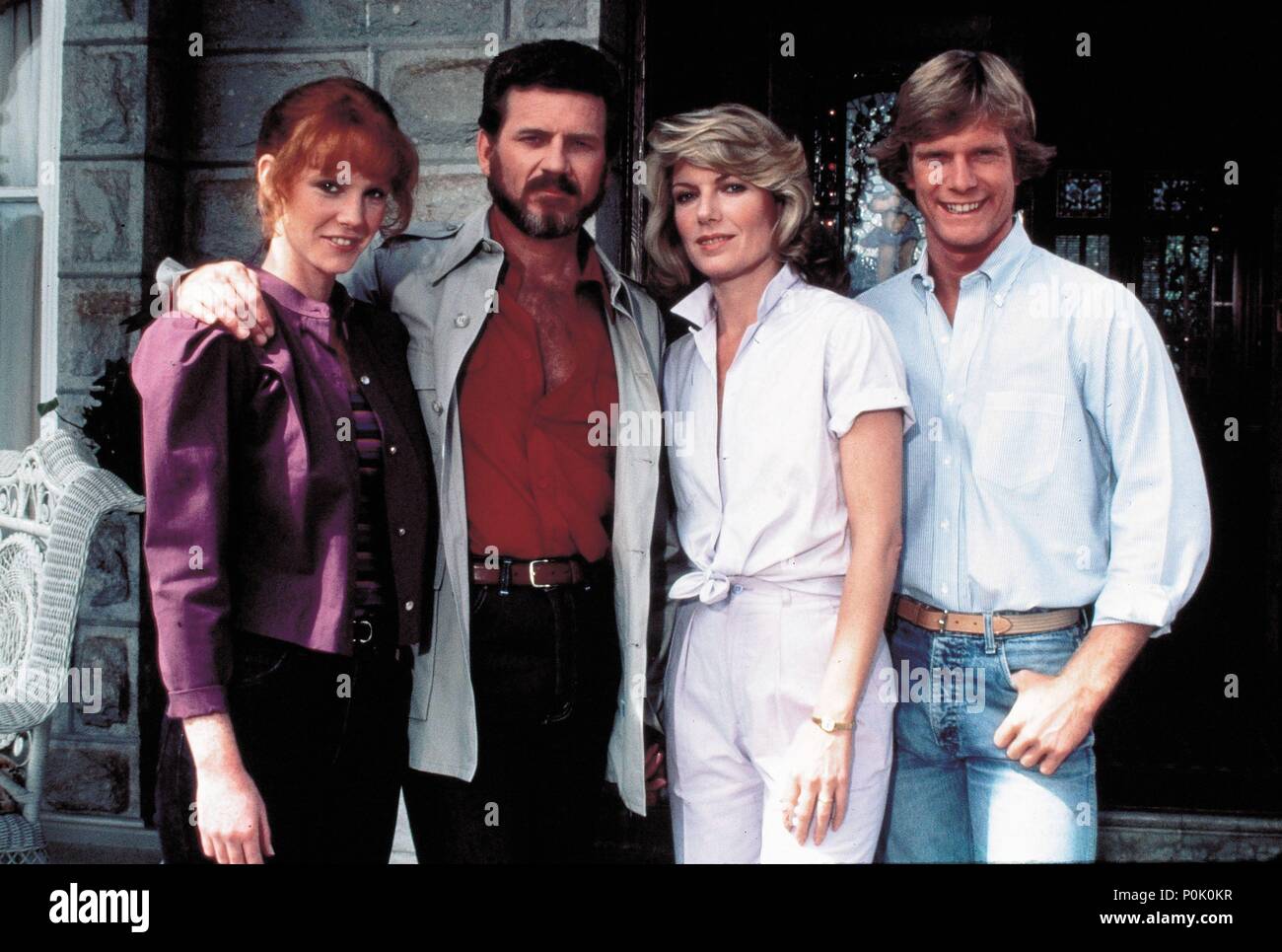 Original Film Titel: FALCON CREST-TV. Englischer Titel: FALCON CREST-TV. Jahr: 1981. Stars: SUSAN SULLIVAN; ROBERT FOXWORTH; William R. MOSE; JAMIE ROSE. Credit: LORIMAR TV/Album Stockfoto