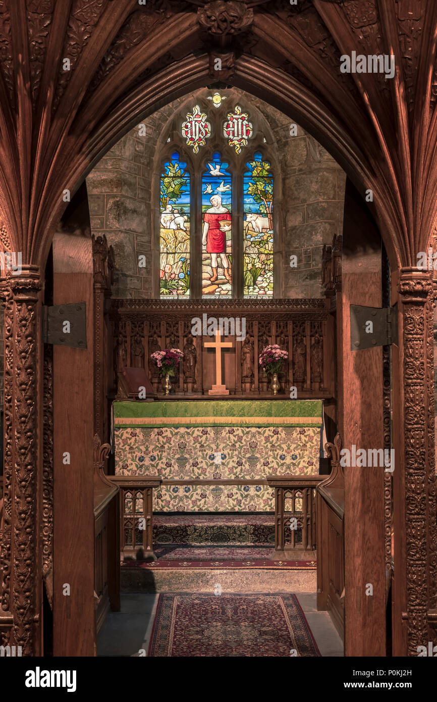 Die schöne Kirche Fenster mit dem Sämann, bei St. petroc's in dem kleinen Dorf Lydford North Devon. Stockfoto