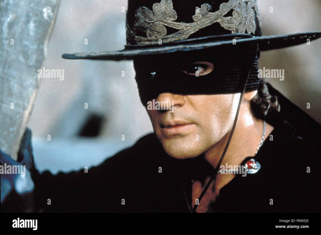 Maske zorro jahr -Fotos und -Bildmaterial in hoher Auflösung – Alamy