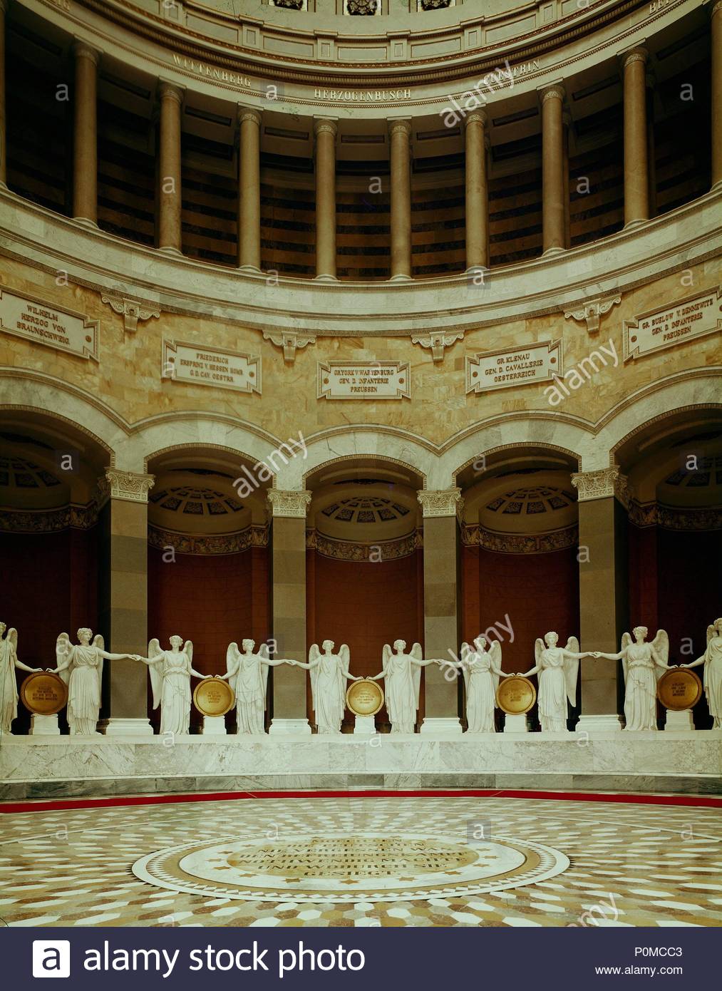 Memorial Rotunde, Interieur, bei Kelheim, Bayern, erbaut 1863 unter ... Memorial Rotunde, Interieur, bei Kelheim, Bayern, erbaut 1863 unter ...