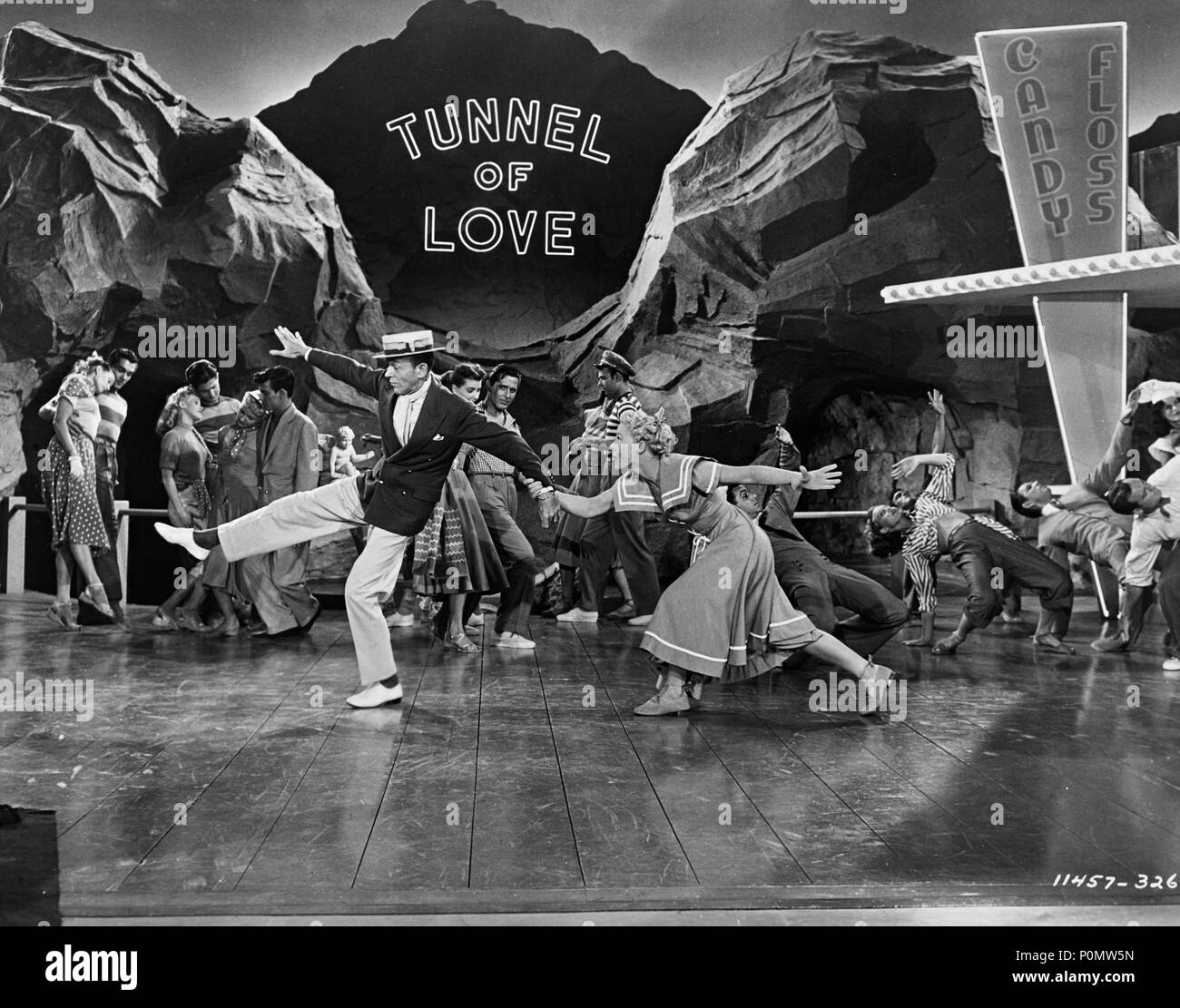 Original Film Titel: LET'S DANCE. Englischer Titel: LET'S DANCE. Film Regie: NORMAN Z. MCLEOD. Jahr: 1950. Stars: BETTY HUTTON; Fred Astaire. Quelle: Paramount Pictures/Album Stockfoto