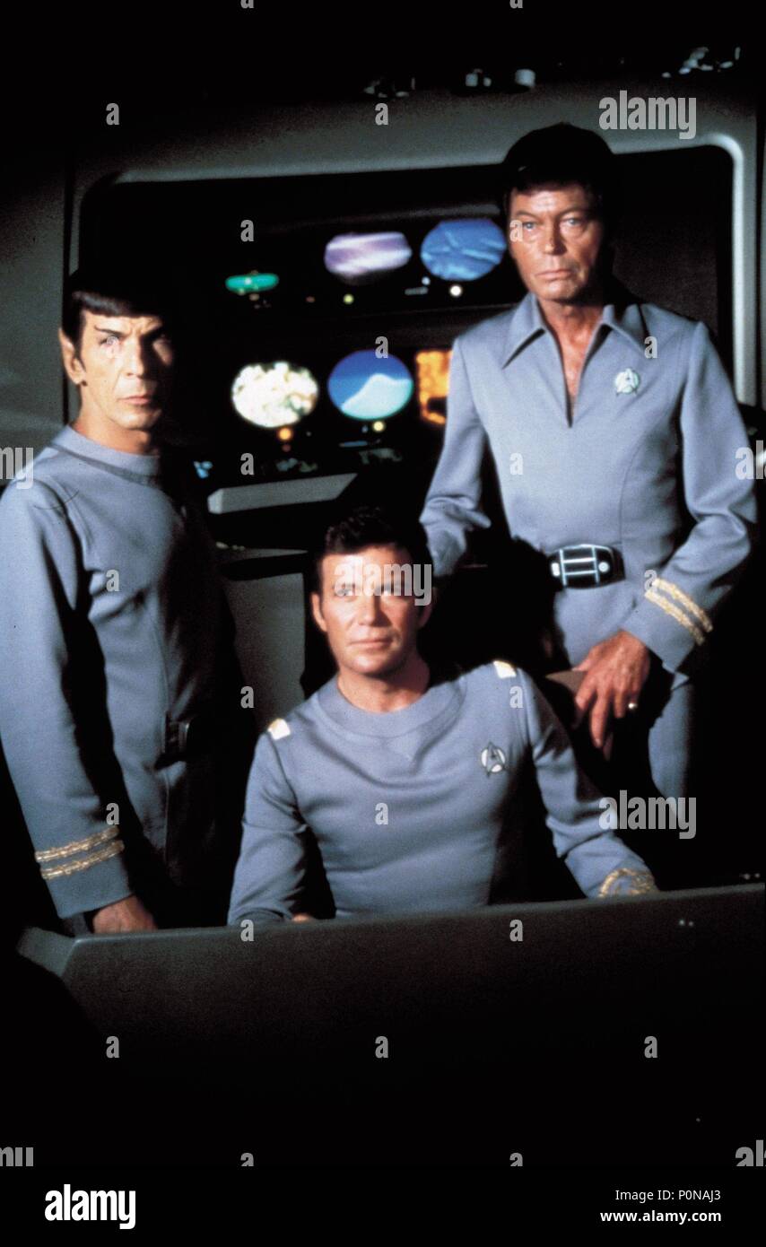 Original Film Titel: STAR TREK, THE MOTION PICTURE. Englischer Titel: STAR TREK, THE MOTION PICTURE. Regisseur: ROBERT WISE. Jahr: 1979. Stars: Leonard Nimoy, William Shatner, DEFOREST KELLEY. Quelle: Paramount Pictures/Album Stockfoto