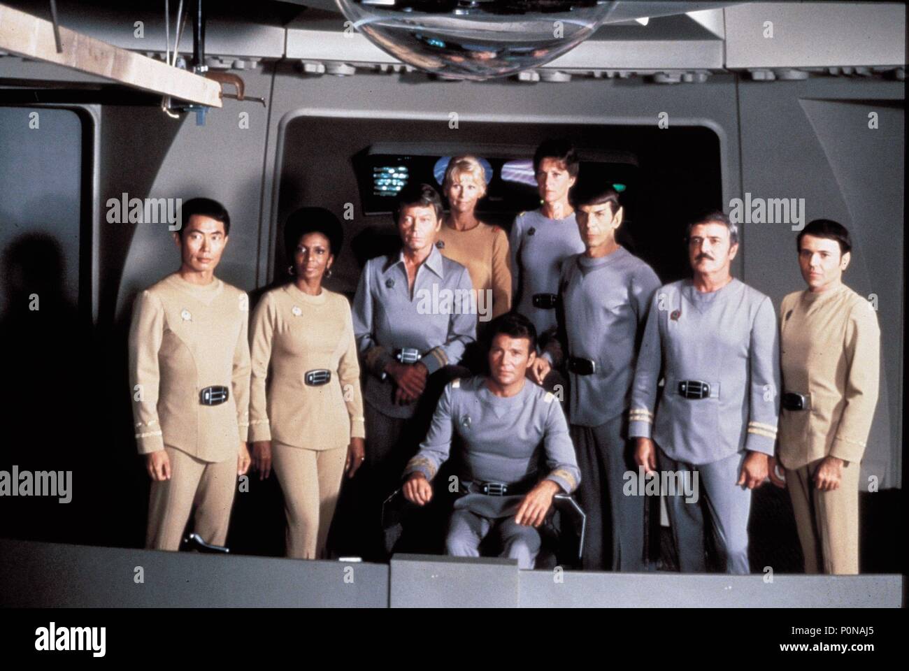 Original Film Titel: STAR TREK, THE MOTION PICTURE. Englischer Titel: STAR TREK, THE MOTION PICTURE. Regisseur: ROBERT WISE. Jahr: 1979. Stars: Leonard Nimoy, William Shatner, DEFOREST KELLEY. Quelle: Paramount Pictures/Album Stockfoto