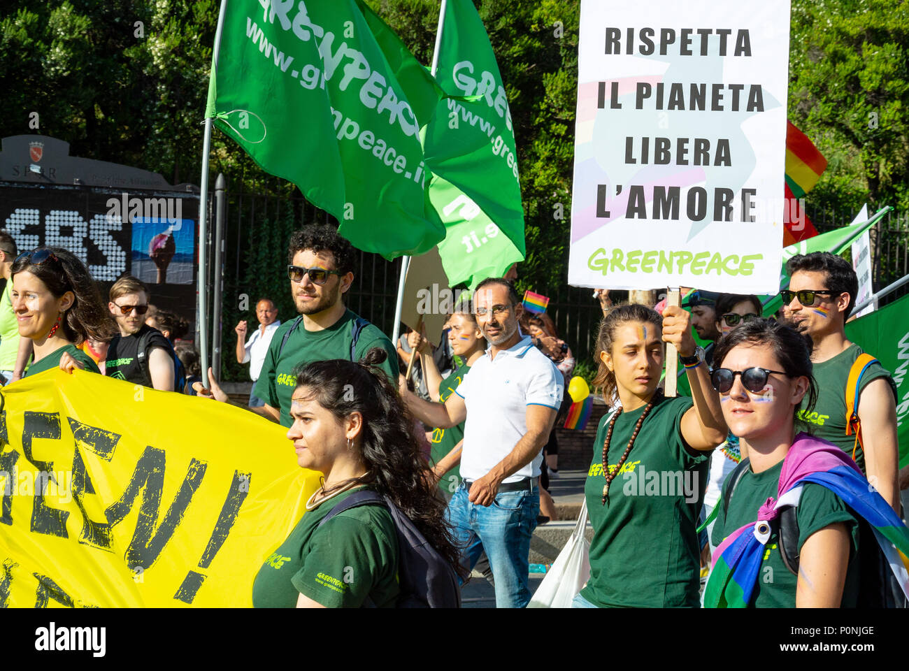 Rom, Latium, Italien, Ökologe-Gruppe bei Schwulenstolz in Rom während der Parade. Nur redaktionelle Verwendung. Stockfoto