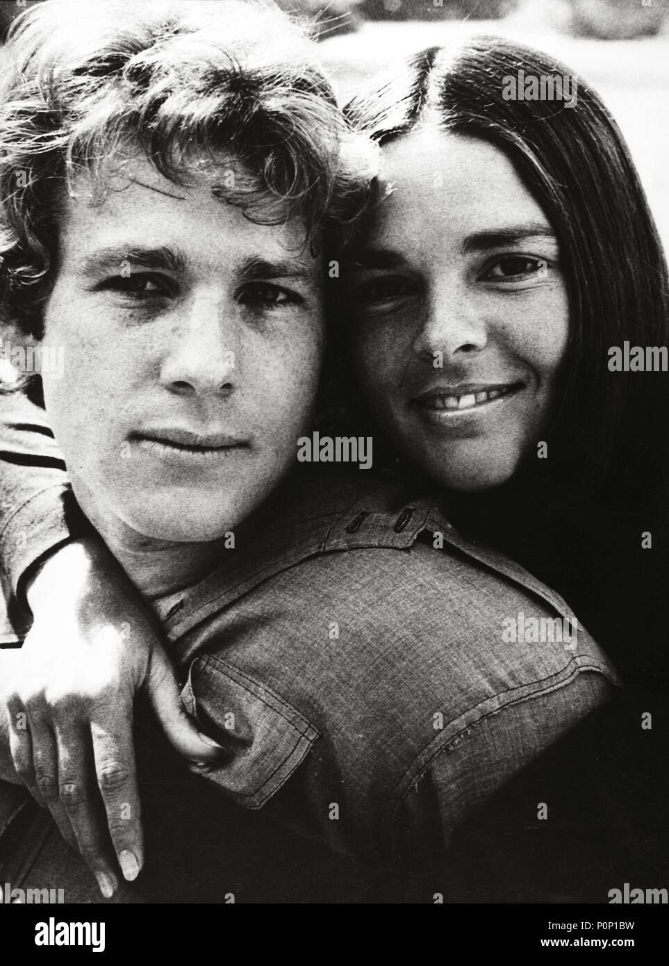 Original Film Titel: LOVE STORY. Englischer Titel: LOVE STORY. Regisseur: Arthur Hiller. Jahr: 1970. Stars: ALI MACGRAW, Ryan O'Neal. Quelle: Paramount Pictures/Album Stockfoto