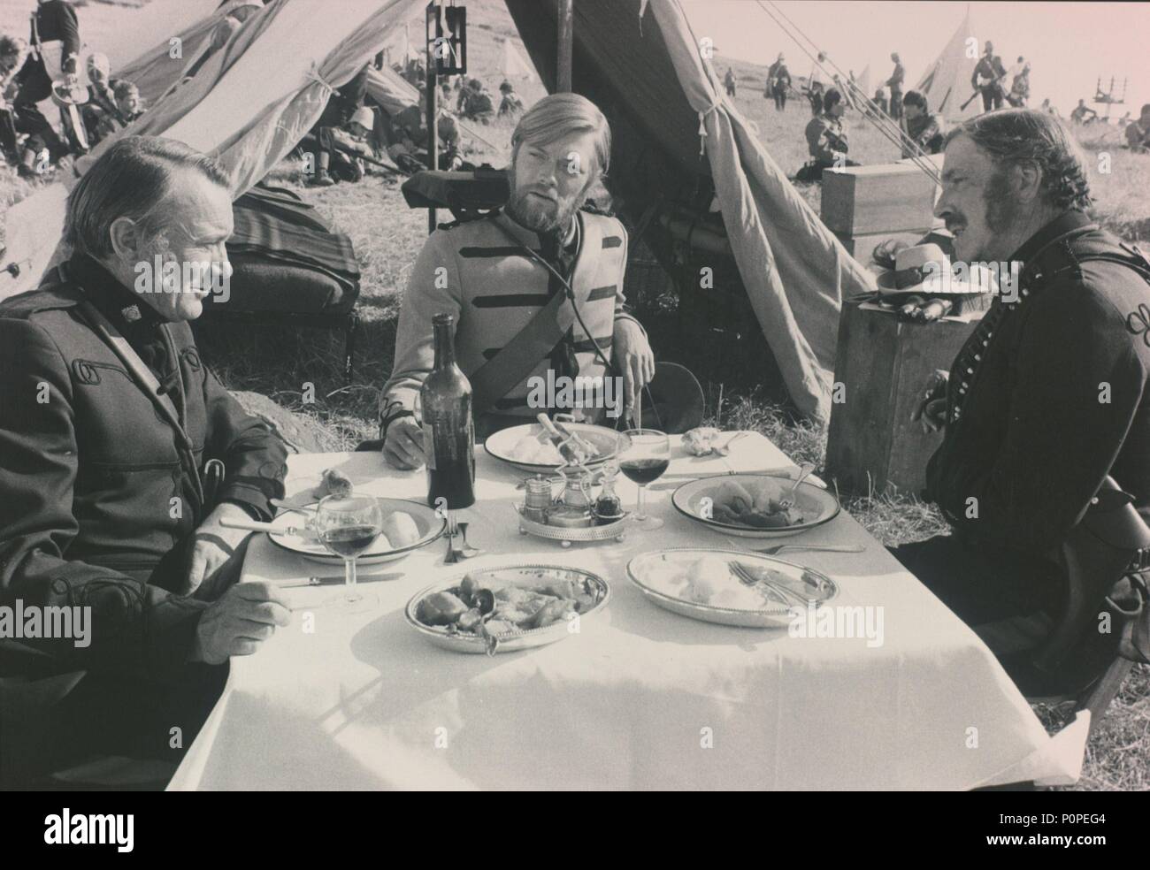 Original Film Titel: ZULU DAWN. Englischer Titel: ZULU DAWN. Regisseur: Douglas HICKOX. Jahr: 1979. Stars: Burt Lancaster; SIMON WARD; Denholm Elliott. Credit: Samarkand - LAMITAS/WB/Album Stockfoto