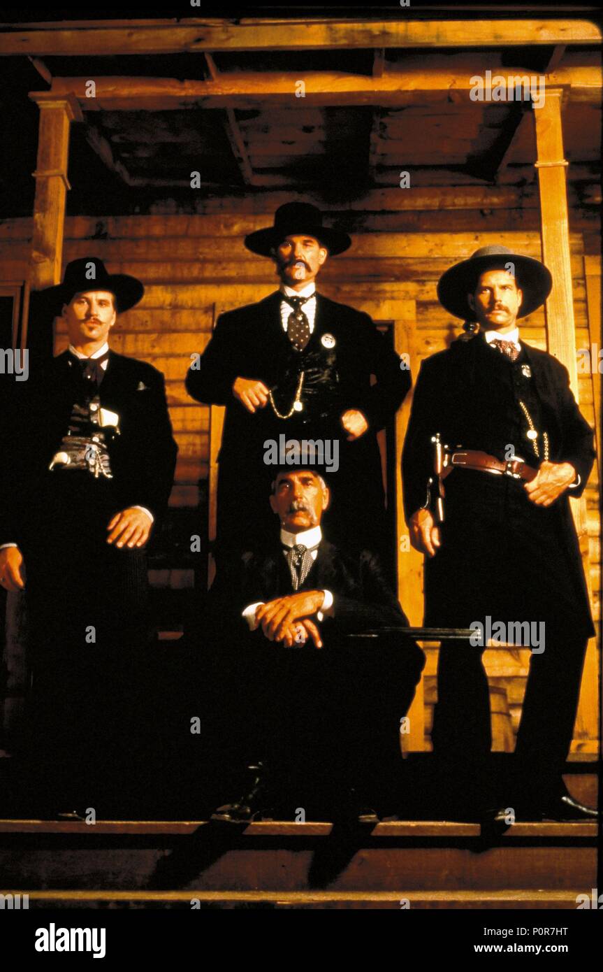 Original Film Titel: Tombstone. Englischer Titel: Tombstone. Regisseur: George S. COSMATOS. Jahr: 1993. Stars: Kurt Russell, Val Kilmer. Quelle: Hollywood Pictures/CINERGI/Album Stockfoto