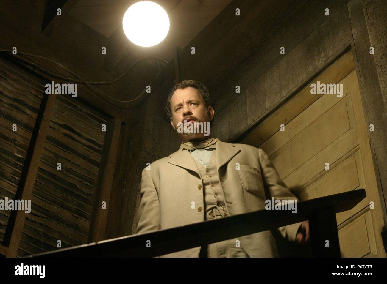 Original Film Titel: LADYKILLERS. Englischer Titel: The LADYKILLERS. Regisseur: Ethan COEN, Joel Coen. Jahr: 2004. Stars: Tom Hanks. Credit: TOUCHSTONE PICTURES/JACOBSON COMPANY/Album Stockfoto