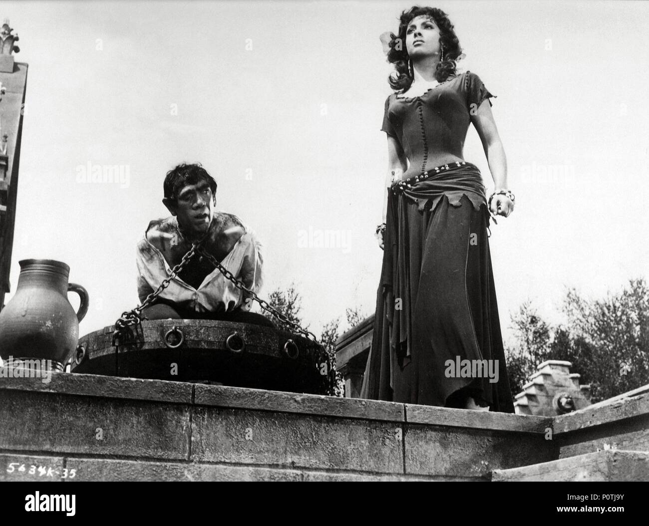 Original Film Titel NOTRE DAME DE PARIS. Englischer Titel Der