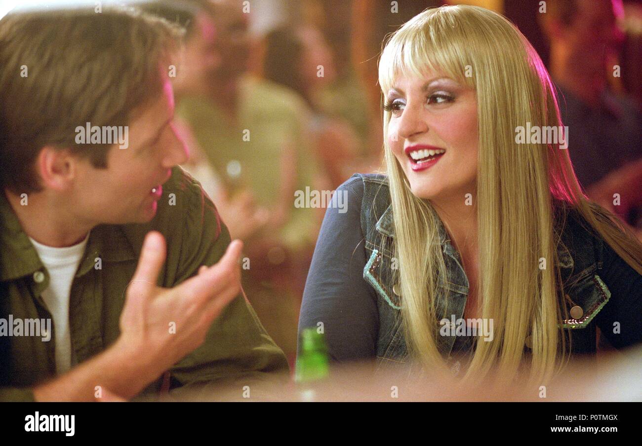 Original Film Titel: CONNIE UND CARLA. Englischer Titel: CONNIE UND CARLA. Regisseur: MICHAEL LEMBECK. Jahr: 2004. Stars: David Duchovny; NIA VARDALOS. Quelle: Universal/SCHROTER, Eike/Album Stockfoto