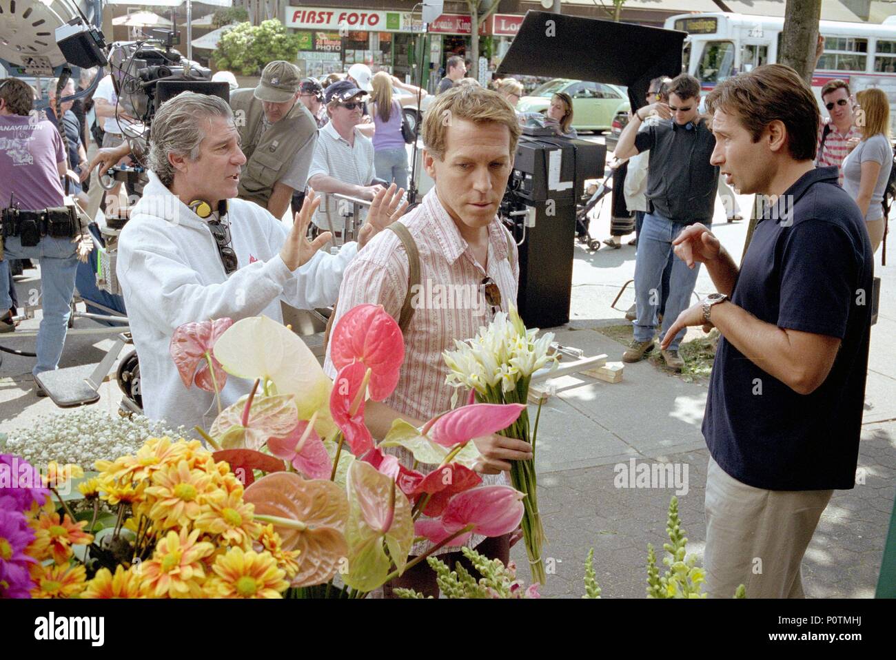 Original Film Titel: CONNIE UND CARLA. Englischer Titel: CONNIE UND CARLA. Regisseur: MICHAEL LEMBECK. Jahr: 2004. Stars: David Duchovny; STEPHEN SPINELLA; MICHAEL LEMBECK. Quelle: Universal/SCHROTER, Eike/Album Stockfoto