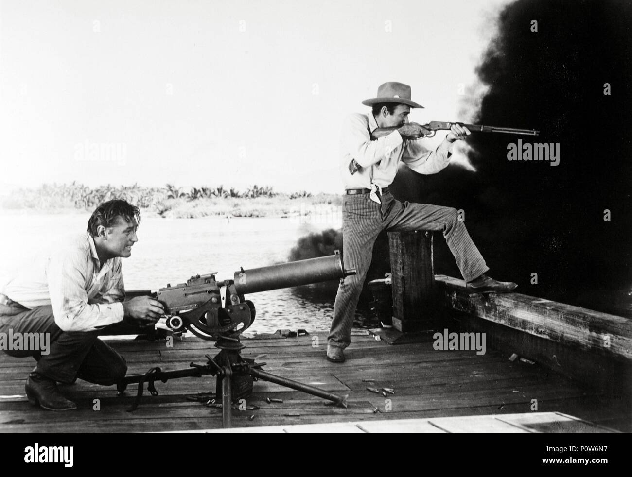 Original Film Titel: BANDIDO. Englischer Titel: BANDIDO. Regisseur: Richard Fleischer. Jahr: 1956. Stars: Robert Mitchum; GILBERT ROLAND. Quelle: UNITED ARTISTS/Album Stockfoto