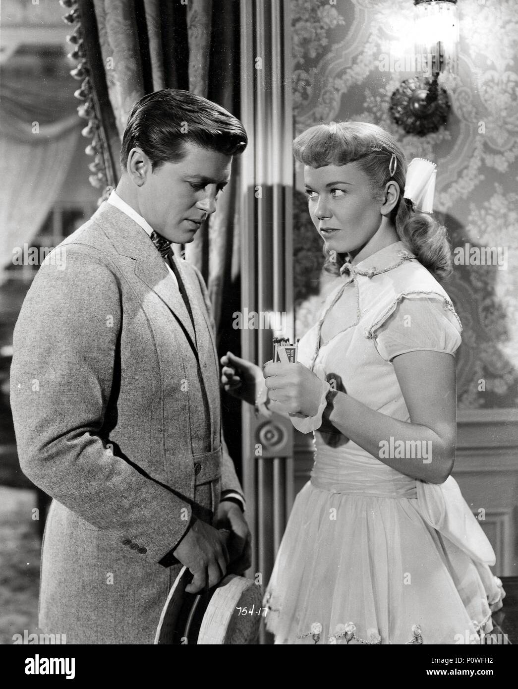 Original Film Titel Auf Moonlight Bay Englischer Titel Auf Moonlight Bay Regisseur Roy Del Ruth Jahr 1951 Stars Doris Day Gordon Macrae Quelle Warner Brothers Album Stockfotografie Alamy alamy