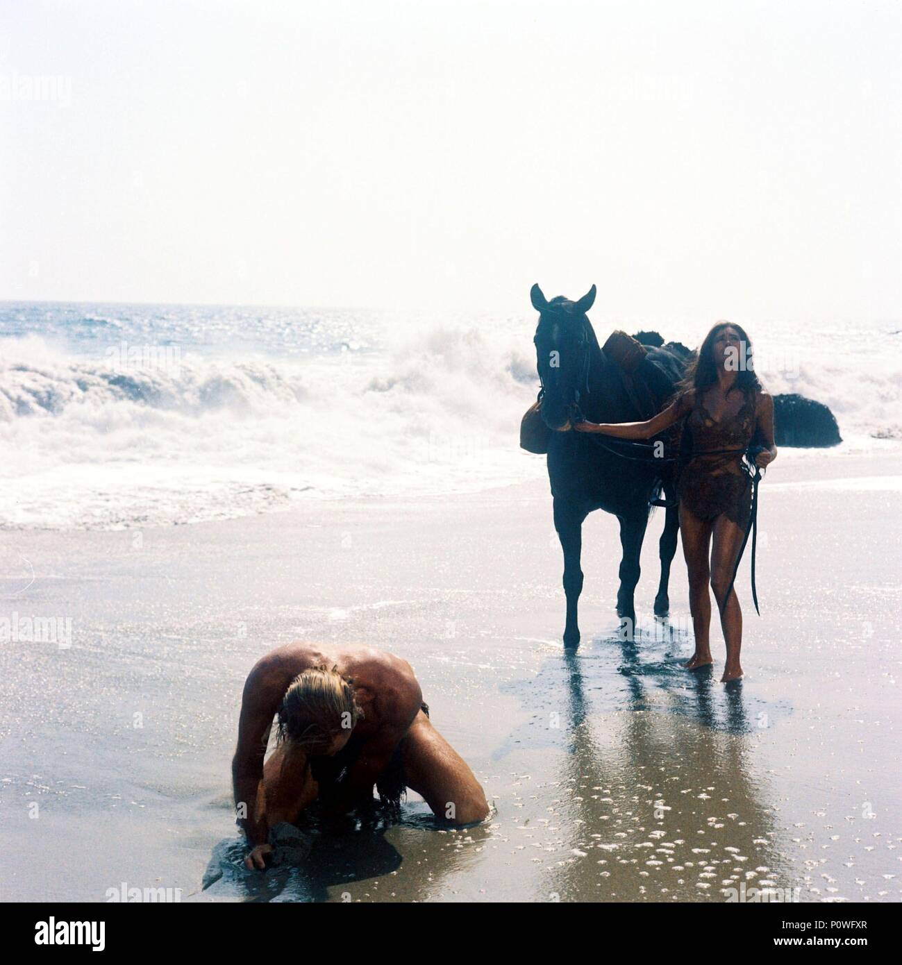 Original Filmtitel: Planet der Affen. Englischer Titel: Planet der Affen. Regisseur: FRANKLIN J. SCHAFFNER. Jahr: 1968. Stars: Charlton Heston, Linda Harrison. Quelle: 20th Century Fox/Album Stockfoto