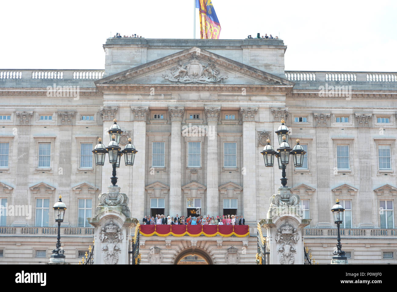 Foto © gutgeschrieben werden Alpha Presse 079965 09/06/2018 Herzog von Kent Lady Gabrielle Gabriella Ella Windsor, Herrn Freddie Frederick Windsor, Sophie Winkleman, Prinzessin Michael von Kent, Prinz Michael von Kent Lady Rose Windsor Tim Laurence Prinzessin Anne Prinzessin Beatrice Prinz Andrew, Herzog von York Queen Elizabeth II Prinz Charles Meghan Markle Herzogin von Sussex Prinz Charles Prinz Harry Herzog von Sussex Prinz William Herzog von Cambridge Kate Herzogin von Cambridge Katherine Catherine Middleton Prinzessin Charlotte von Cambridge Savannah Phillips und Prinz Georg von Cambridge Isla Elizabeth Phillips Stockfoto