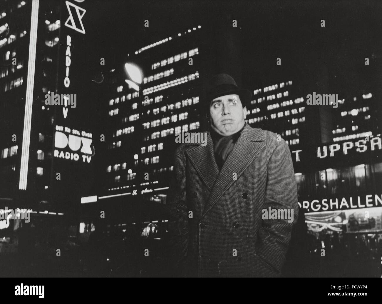 Original Film Titel: IL DIAVOLO. Englischer Titel: ins Bett..... Oder NICHT ZU BETT. Regisseur: GIAN LUIGI POLIDORO. Jahr: 1963. Stars: Alberto Sordi. Stockfoto