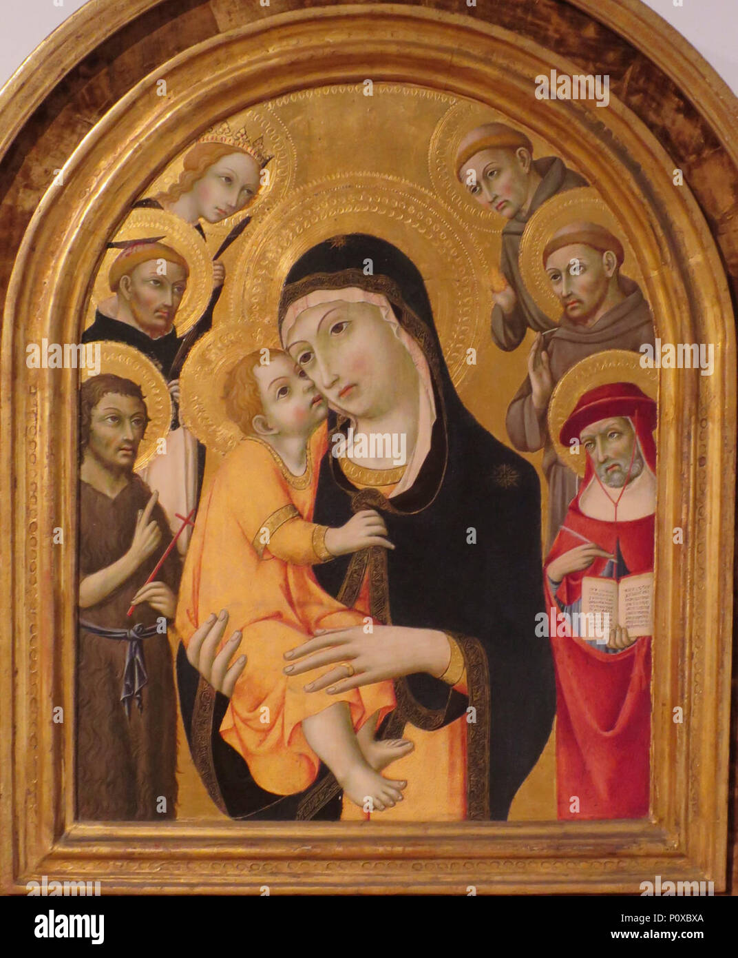 "Madonna und Kind mit sechs heilige" von Sano di Pietro, Lowe Art Museum. Stockfoto