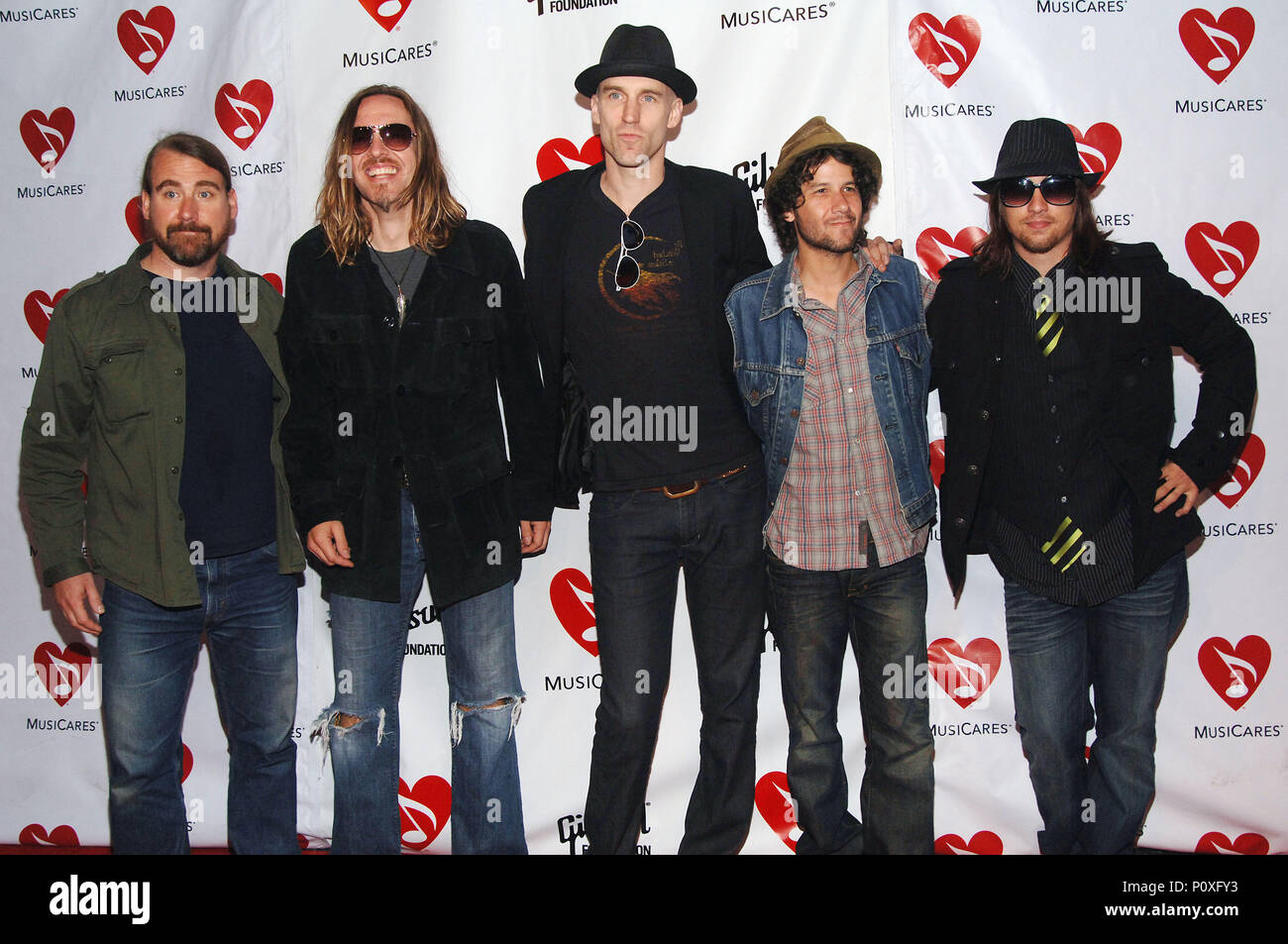 Blind Melon die Gruppe - Glenn Graham, Brad Smith, Rogers Stevens, Christopher Thorn und Travis Warren - MusiCares Stiftung Benefiz-konzert am Henry Fonda Theater in Los Angeles. horizontale Blickkontakt - jpgBlindMelon BlindMelon 37. 37 Veranstaltung in Hollywood Leben - Kalifornien, Red Carpet Event, USA, Filmindustrie, Prominente, Fotografie, Bestof, Kunst, Kultur und Unterhaltung, Topix prominente Mode, Besten, Hollywood Leben, Event in Hollywood Leben - Kalifornien, Roter Teppich und backstage,, Kunst, Kultur und Unterhaltung, Fotografie, Anfrage tsuni @ Gamma-USA. c Stockfoto