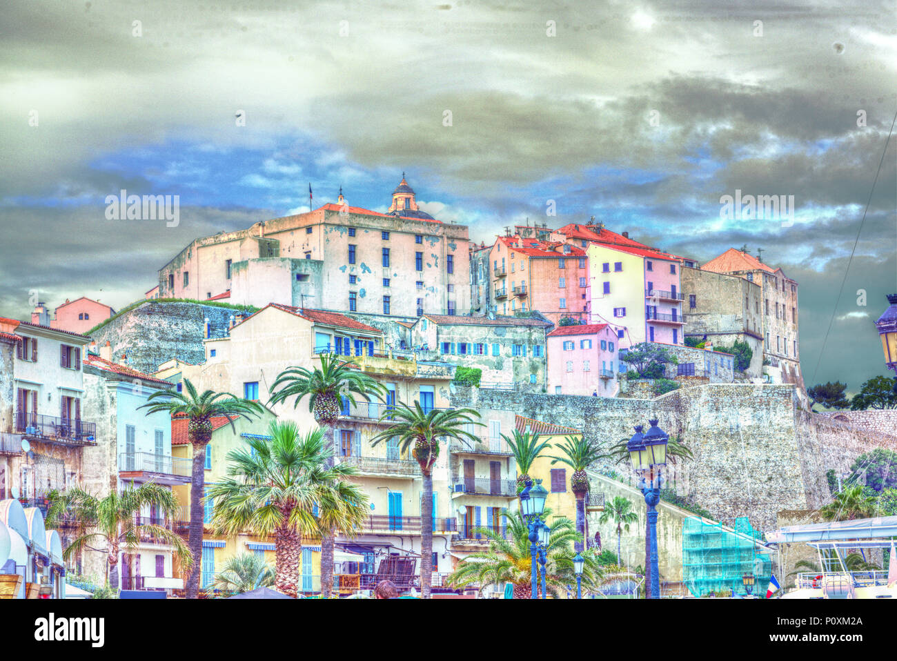 Mehrfarbige Bild der Altstadt von Ajaccio, Hauptstadt von Korsika Stockfoto